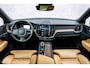 Volvo XC60 Recharge T6 AWD Inscription | Plug-in Hybrid (PHEV) | Panoramadak | Head-up Display | Trekhaak | Nappaleder | Stoelventilatie | Stoelmassage | Harman Kardon Audio | 360 Graden Camera | Navigatie