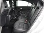 Mercedes-Benz A-klasse 180 | Stoelverwarming | Half leder | Sportstoelen | Park Assist | Airco | Bluetooth | 18'' Lichtmetalen velgen