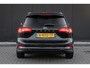 Ford Focus Wagon 1.0 EcoBoost Titanium X Business | 100% dealer o.h. | Afneembare trekhaak | Winter-pack | Privacy-glass | Keyless | Parkeercamera | Apple carplay / android auto