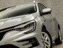 Renault Megane E-Tech Estate 1.6 Plug-In Hybrid Sport 160Pk Automaat (VIRTUAL COCKPIT, APPLE CARPLAY, GROOT NAVI, LED KOPLAMPEN, SPORTSTOELEN, PARKEERSENSOREN, CRUISE, NIEUWE APK, NIEUWSTAAT)