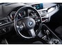 BMW X2 sDrive18i M Sport - Trekhaak- Panoramadak - PDC voor/achter - Cruise control - Head up - Comfort Access - Getinte Ruiten - Elektrisch verwarmde voorstoelen - Armsteun voor - Armsteun voor -