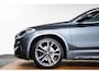 BMW X2 sDrive18i M Sport - Trekhaak- Panoramadak - PDC voor/achter - Cruise control - Head up - Comfort Access - Getinte Ruiten - Elektrisch verwarmde voorstoelen - Armsteun voor - Armsteun voor -