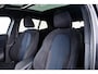 BMW X2 sDrive18i M Sport - Trekhaak- Panoramadak - PDC voor/achter - Cruise control - Head up - Comfort Access - Getinte Ruiten - Elektrisch verwarmde voorstoelen - Armsteun voor - Armsteun voor -