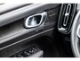 Volvo XC40 Plug-in Hybrid T4 Plus Bright | Facelift | Achteruitrijcamera | Trekhaak | Lederen bekleding | Elektrische Achterklep | Keyless Entry | Harman Kardon audio | Stoel- en stuurverwarming | Lichtmetalen Velgen 18 inch |