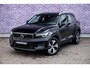 Volvo XC40 Plug-in Hybrid T4 Plus Bright | Facelift | Achteruitrijcamera | Trekhaak | Lederen bekleding | Elektrische Achterklep | Keyless Entry | Harman Kardon audio | Stoel- en stuurverwarming | Lichtmetalen Velgen 18 inch |