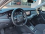 Skoda Octavia Combi 1.5 e-TSI 150pk Automaat Business Edition | Navi | Apple Carplay+Android Auto | Clima | Cruise | Led Koplampen | Keyless Entry | Pdc V+A | Rijstrook+Licht+Regensensor | Trekhaak | 16''lm
