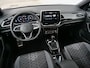 Volkswagen T-Roc 1.5 TSI 150pk R-Line Edition Automaat Apple Carplay / 18 inch / IQ Light / Stoelverwarming