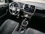 Volkswagen T-Roc 1.5 TSI 150pk R-Line Edition Automaat Apple Carplay / 18 inch / IQ Light / Stoelverwarming