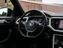 Volkswagen T-Roc Cabrio 1.0 TSI 110pk Style Navigatie / 19 Inch / Stoelverwarming / Trekhaak