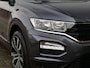 Volkswagen T-Roc Cabrio 1.0 TSI 110pk Style Navigatie / 19 Inch / Stoelverwarming / Trekhaak