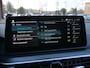 BMW 5-Serie 520e Business Edition Plus 204 Pk Automaat Navi / Leer / Schuidak / Camera / Apple Carplay / M-pakket