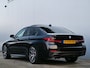 BMW 5-Serie 520e Business Edition Plus 204 Pk Automaat Navi / Leer / Schuidak / Camera / Apple Carplay / M-pakket