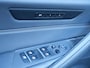 BMW 5-Serie 520e Business Edition Plus 204 Pk Automaat Navi / Leer / Schuidak / Camera / Apple Carplay / M-pakket
