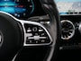 Mercedes-Benz EQB 300 4MATIC 7p. 67 kWh Automaat Panoramadak / 19Inch / Led / Stoelverwarming / SOH 96,7%