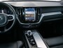 Volvo XC60 2.0 T6 Plug-in hybrid AWD Plus Dark 350 Pk Automaat Navi / Leer / Pano-dak / Apple Carplay / DAB / Stoelverwarming