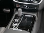 Volvo S60 2.0 Recharge T8 AWD R-Design 390 Pk Automaat Navigatie / DAB / Apple Carplay / Camera
