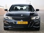 BMW 3-Serie 320e Business Edition Plus 204 Pk Automaat Navi / M-pakket / Apple Carplay / Camera / Leer / Schuifdak