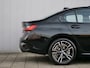 BMW 3-Serie 320e Business Edition Plus 204 Pk Automaat Navi / M-pakket / Apple Carplay / Camera / Leer / Schuifdak