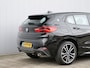BMW X2 sDrive20i High Executive 192 Pk Automaat M-pakket / Navigatie / PDC / Trekhaak afneembaar / Stoelverwarming