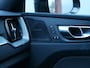 Volvo XC60 2.0 T6 Plug-in hybrid AWD Plus Dark 350 Pk Automaat Navi / Leer / Pano-dak / DAB / Apple Carplay / Harman Kardon