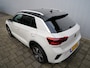 Volkswagen T-Roc 1.5 TSI R-Line Edition 150 Pk Automaat Apple Carplay / IQ Light / DAB / Camera / Stoelverwarming