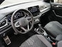 Volkswagen T-Roc 1.5 TSI R-Line Edition 150 Pk Automaat Apple Carplay / IQ Light / DAB / Camera / Stoelverwarming