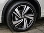 Volkswagen T-Roc 1.5 TSI R-Line Edition 150 Pk Automaat Apple Carplay / IQ Light / DAB / Camera / Stoelverwarming