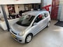 Daihatsu Cuore 1.0 Premium,100% Onderhouden,Automaat,Airco,Elektrischpakket,Achteruitrijsensoren,Verschuifbareachterbank,Stuurbekrachting,Centraledeurvergrendeling op Afstand