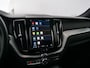 Volvo XC60 2.0 T6 Plug-in hybrid AWD Plus Dark 350 Pk Automaat Navi / Leer / Pano-dak / DAB / Apple Carplay / Harman Kardon .