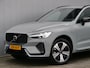 Volvo XC60 2.0 T6 Plug-in hybrid AWD Plus Dark 350 Pk Automaat Navi / Leer / Pano-dak / DAB / Apple Carplay / Harman Kardon .