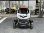 Renault Twizy Color 80 km 2 ZITPLAATSEN / EIGENDOM ACCU / PARKEERSENSOREN / DEALER ONDERHOUDEN!