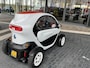 Renault Twizy Color 80 km 2 ZITPLAATSEN / EIGENDOM ACCU / PARKEERSENSOREN / DEALER ONDERHOUDEN!