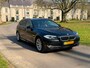 BMW 5-Serie Touring 528xi High Executive Airco | Automaat | Stoelverwarming | elektrische trekhaak