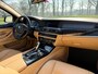 BMW 5-Serie Touring 528xi High Executive Airco | Automaat | Stoelverwarming | elektrische trekhaak