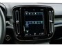 Volvo XC40 Plug-in Hybrid T5 Plus Dark | Nieuw model | Lederen Bekleding | Lichtmetalen Velgen 19 inch | Verwarmde Voorruit | Alarm | Stoelverwarming | Navigatie | Apple Carplay | Android Auto | Elektrische Achterklep | BLIS