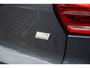 Volvo XC40 Plug-in Hybrid T5 Plus Dark | Nieuw model | Lederen Bekleding | Lichtmetalen Velgen 19 inch | Verwarmde Voorruit | Alarm | Stoelverwarming | Navigatie | Apple Carplay | Android Auto | Elektrische Achterklep | BLIS