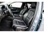 Volvo XC40 Plug-in Hybrid T5 Plus Dark | Nieuw model | Lederen Bekleding | Lichtmetalen Velgen 19 inch | Verwarmde Voorruit | Alarm | Stoelverwarming | Navigatie | Apple Carplay | Android Auto | Elektrische Achterklep | BLIS
