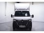 Renault Master 2.3 DCi 165 pk Bakwagen met Laadklep en Zijdeur R Airco, Cruise Control, LxBxH 420x210x232 cm, Nieuw