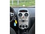Opel Corsa 1.4-16V Enjoy 90PK! NL AUTO NAP! Airco l MTF-stuur l PDC l AUX l LMV! NIEUWE APK!