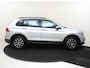 Volkswagen Tiguan 1.4 TSI eHybrid Life | SoH 89% | Achteruitrijcamera | Adaptieve cruise control | Digital cockpit Pro | Stoel- en stuurwielverwarming | CarPlay | 3-zone airco |