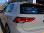 Volkswagen Golf 1.5 TSI 131pk Life Business | Navi | Apple Carplay | Clima | Adap.Cruise | Led Koplampen | Dodehoek+Rijstrooksensor | Stoel+Stuurwielverwarming | Pdc V+A+Assist+Camera | 17''lm | Trekhaak