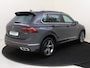 Volkswagen Tiguan 1.4 TSI eHybrid R-Line Business | Panoramadak | Lederen bekleding | 360 camera | Stoel- en stuurwielverwarming | Navigatie | LED matrix verlichting | Dodehoek detectie | Parkeerassistent |