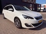 Peugeot 308 SW 1.2 PureTech Blue Lease Premium, Pano, Navi, Cruise, Clima, PDC, Trekhaak