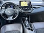 Toyota C-HR 1.8 Hybrid Executive | LED koplampen | Trekhaak | Stoel- + stuurverwarming | Navigatie |