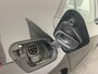 Volkswagen ID.3 Pro 58 kWh Navigatie Apple Carplay/Android Auto Parkeersensoren Adaptive Cruise Control Stoel- en stuurverwarming Lichtmetalen velgen Climate Control