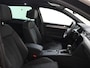 Volkswagen Passat Variant 1.4 TSI PHEV GTE Business | SoH 98% | Panoramadak | Trekhaak | Standkachel |Parkeerassistent | Navigatie | Adaptieve cruise control | Achteruitrijcamera | LED matrix verlichting | Stoelverwarming |