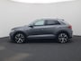Volkswagen T-Roc 1.5TSI/150PK DSG R-Line · Navigatie · Apple/Android Car Play · Camera + Parkeersensoren · Stoelverwarming ·