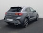 Volkswagen T-Roc 1.5TSI/150PK DSG R-Line · Navigatie · Apple/Android Car Play · Camera + Parkeersensoren · Stoelverwarming ·