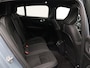 Volvo C40 Recharge Ultimate 69 kWh / Trekhaak / Wamtepomp / 360 camera / Privacy glass / Stoel+stuurwielverwarming / Harman Kardon / Elektrisch bedienbare stoelen /