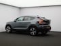 Volvo C40 Recharge Ultimate 69 kWh / Trekhaak / Wamtepomp / 360 camera / Privacy glass / Stoel+stuurwielverwarming / Harman Kardon / Elektrisch bedienbare stoelen /